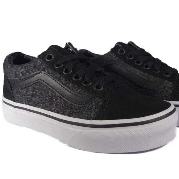 vans suiting black